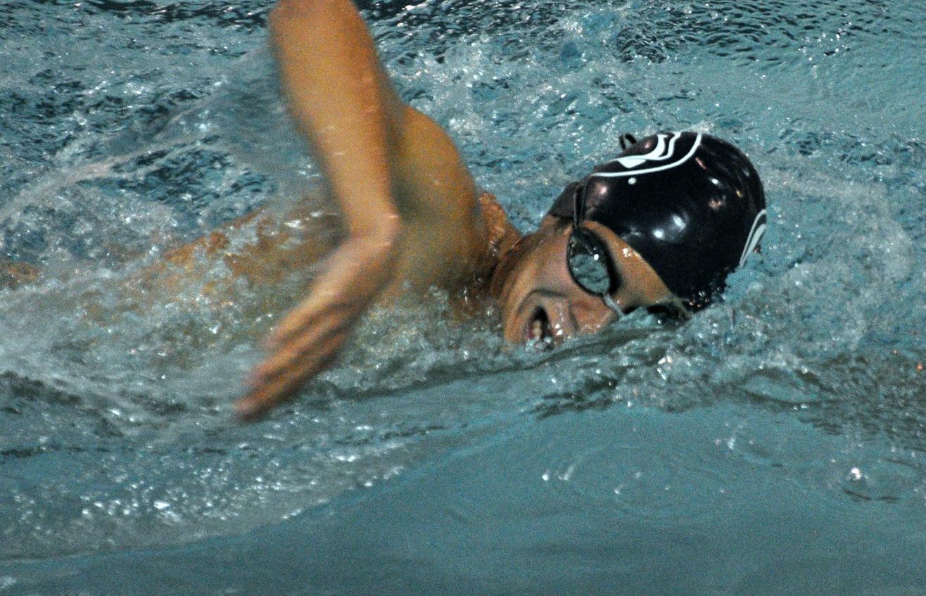 Men’s Swimming Places Fifth at AMCC Championships