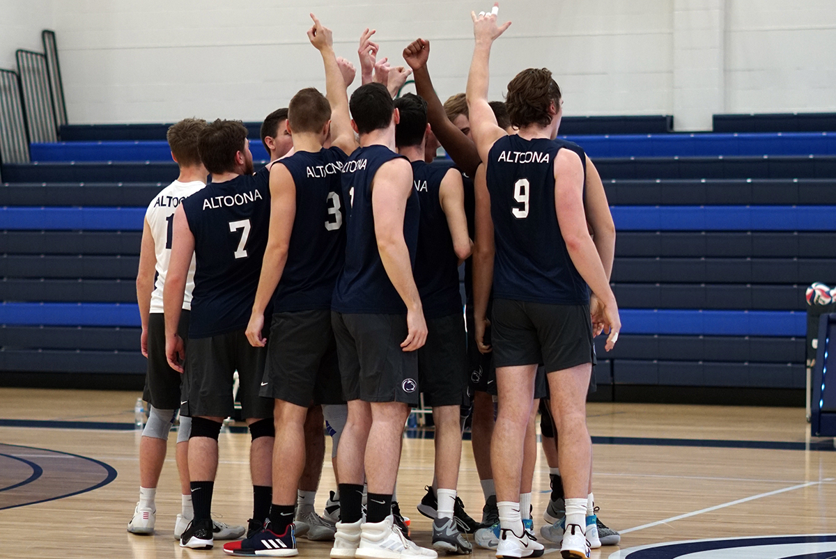 Men’s Volleyball Falls 3-1 in AMCC Match of the Week