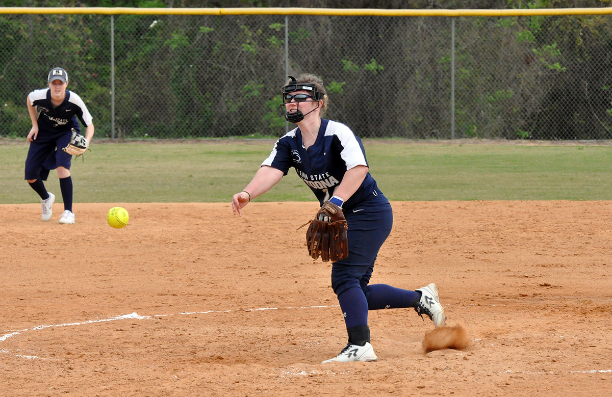Photo: Sophomore Jayde Burge pitches against Gordon on Monday at Sleepy Hollow Sports Complex.
