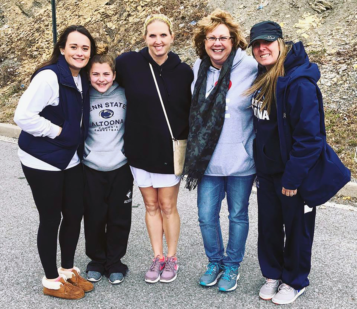 Women's Basketball Honors Former Player With Community Service