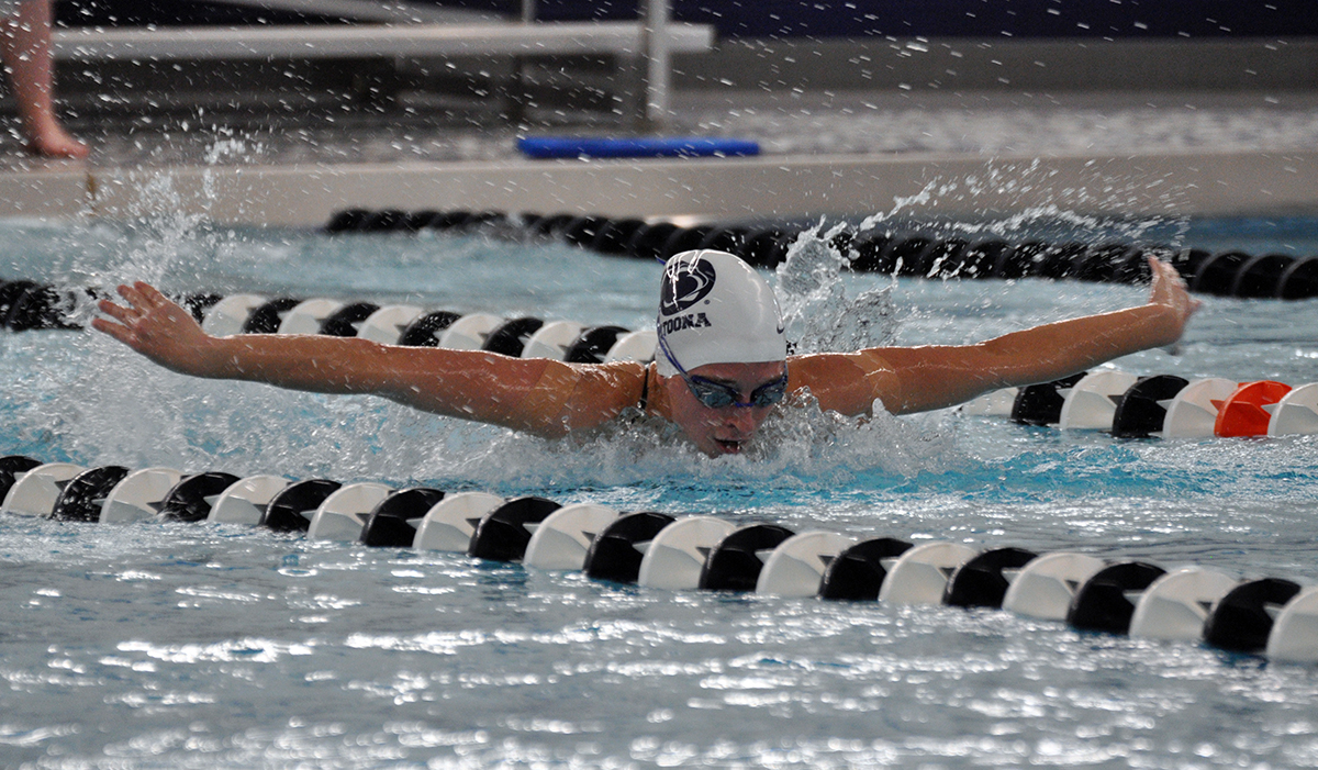 Lady Lions Hold Fourth After Day Three of AMCC Championships