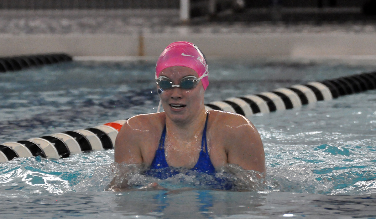 Women&rsquo;s Swimming Remains Third at Day Two of AMCCs