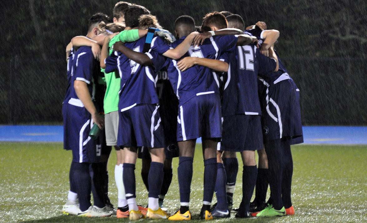 Men’s Soccer Defeated 3-0 at Medaille