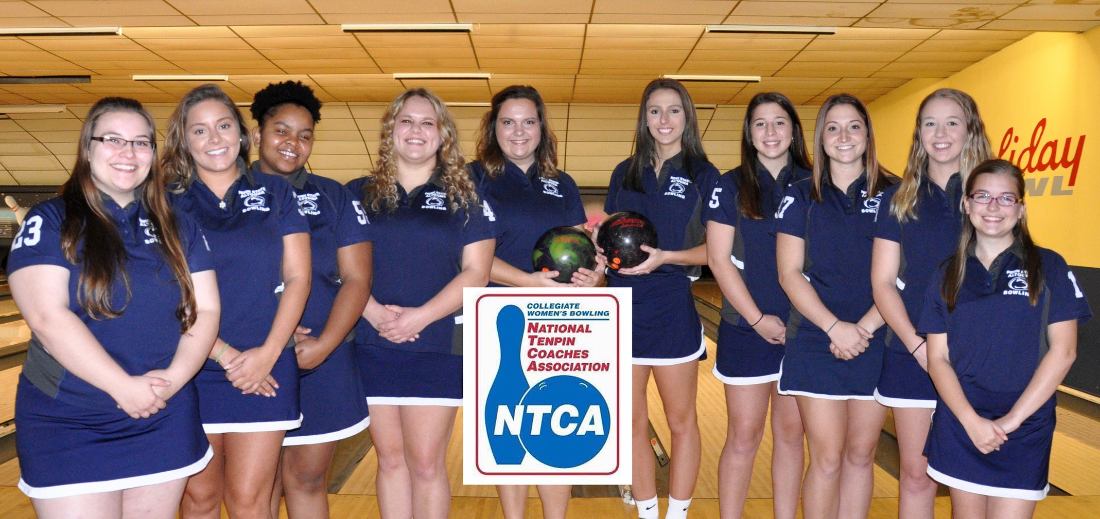 Women's Bowling Team Recognized for Academics