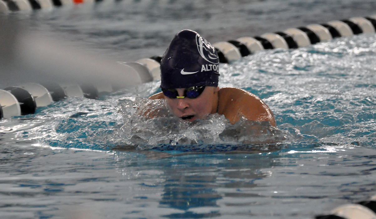 Women’s Swimming Defeats Lebanon Valley with 115-69 Road Win