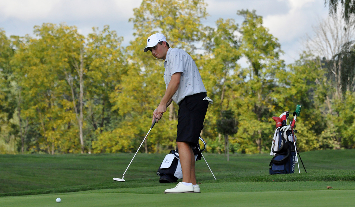 Men’s Golf Holds Second Place After Round One of PSU DIII Challenge