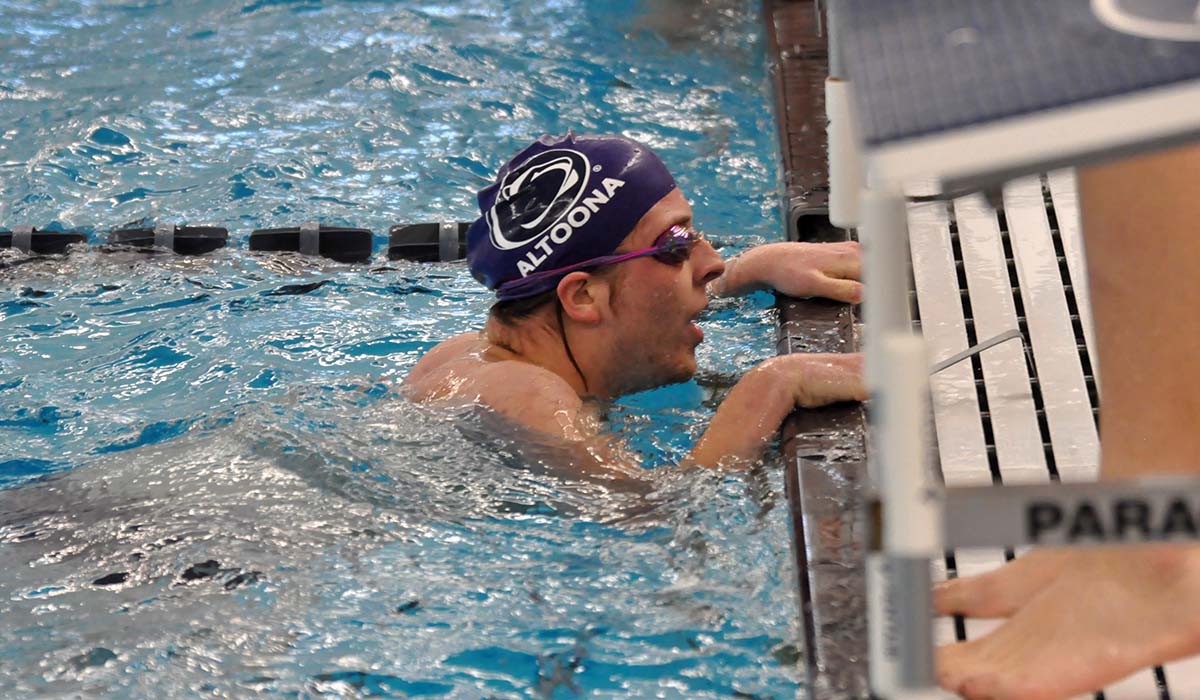Men’s Swimming Finishes in Third at AMCC Championships