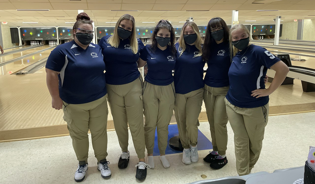 Women’s Bowling Opens Season at Unicorn Invitational