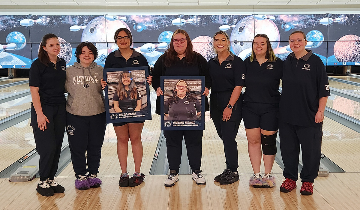 Women’s Bowling Honors Seniors in Season Finale